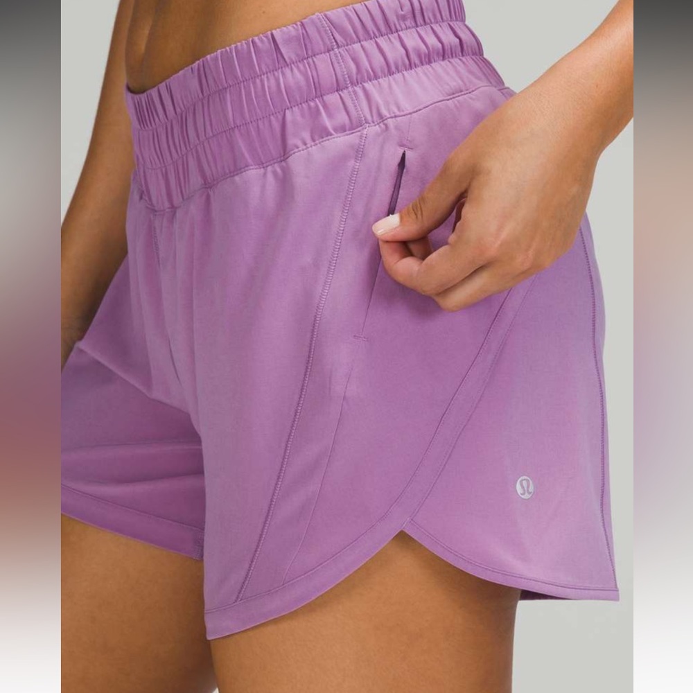 Women’s Lululemon Track That Mid-Rise Lined Short 5"